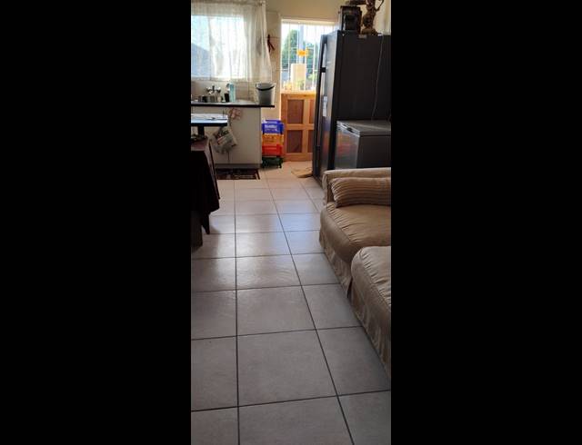 1 BEDROOM FLAT FOR SALE IN SELECTION PARK